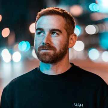 Andrew Santino in Chicago