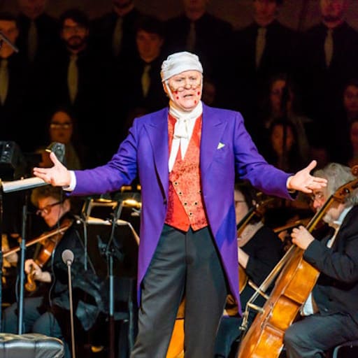 John Lithgow in Chicago