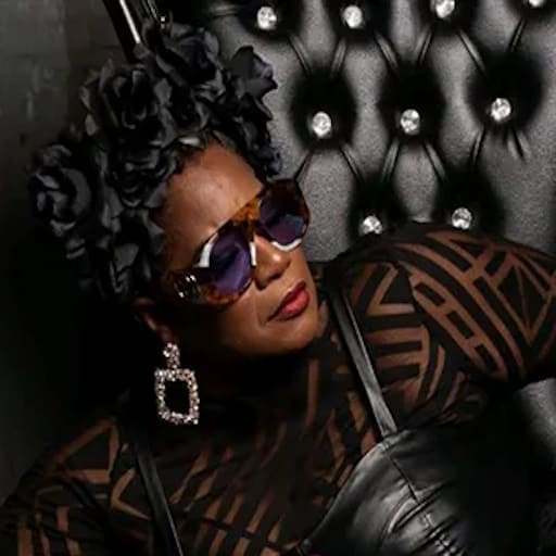 Lydia Hilliard Experience Chicago Tickets
